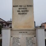 monumento lato ovest